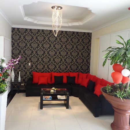 Hotel Flor de Liz Guayaquil Exterior foto