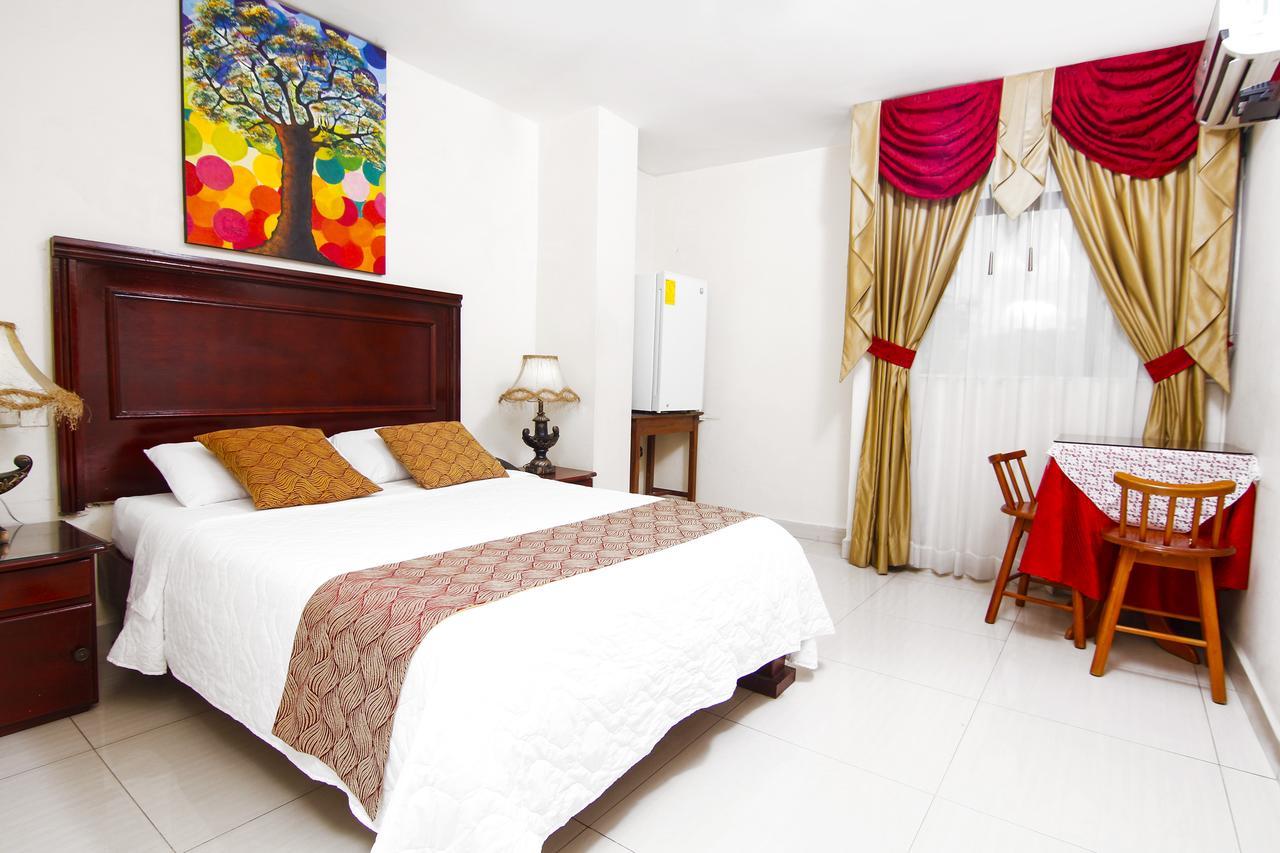 Hotel Flor de Liz Guayaquil Exterior foto